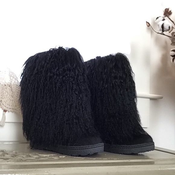 BearPaw BOETIS ll 2 WINTER furry BOOTS - Picture 2 of 4